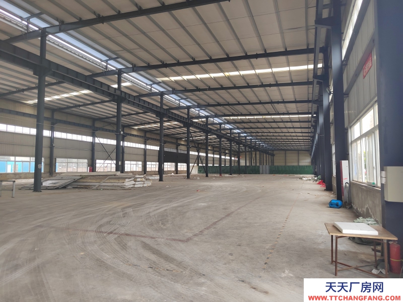 標準鋼結構廠房12米層高帶行車面積可分割2000-10000平米