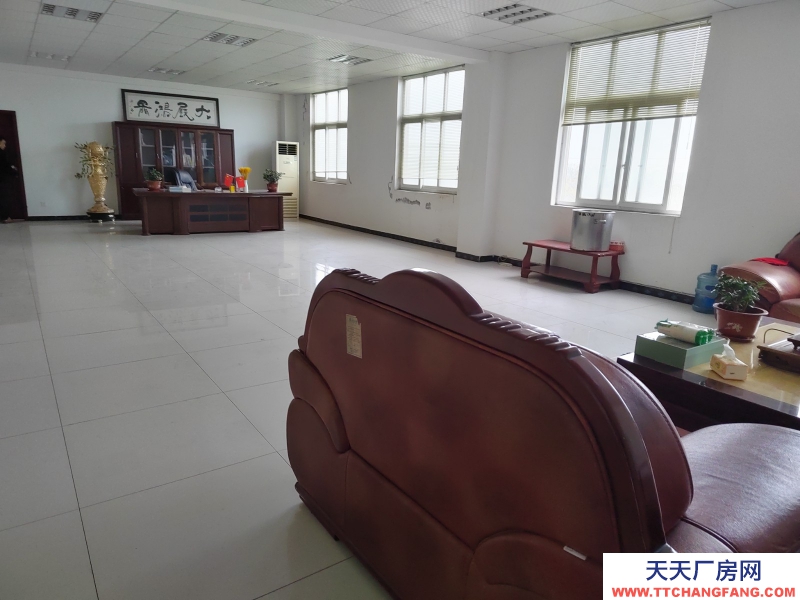 什邡經(jīng)開區(qū)50年雙證自建22000平米廠房出售