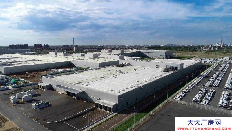 廣東省東莞市鳳崗鎮(zhèn)１３０００平方單層倉(cāng)庫(kù)出租