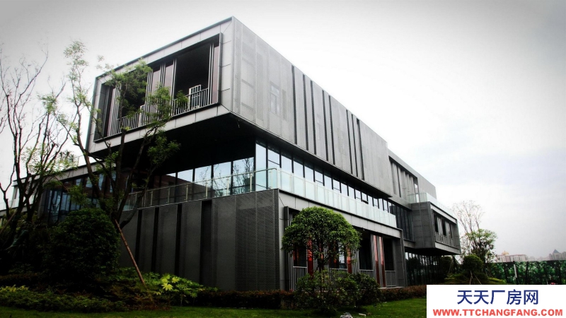 東莞市橫瀝鎮(zhèn)１１０００平方獨(dú)門獨(dú)院廠房包租