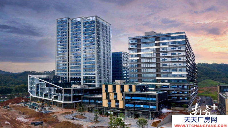 東莞市鳳崗鎮(zhèn)１２０００平方獨(dú)門獨(dú)院廠房包租