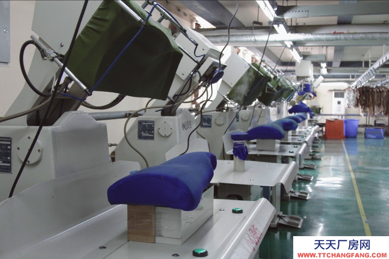 成都市溫江區5000平米服裝廠廠房出售