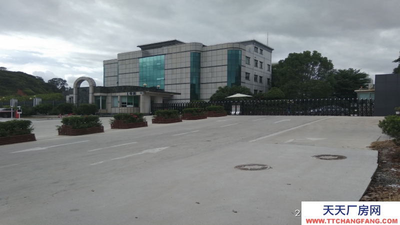 廣東省東莞市塘廈鎮(zhèn)２２０００平方兩層倉庫出租