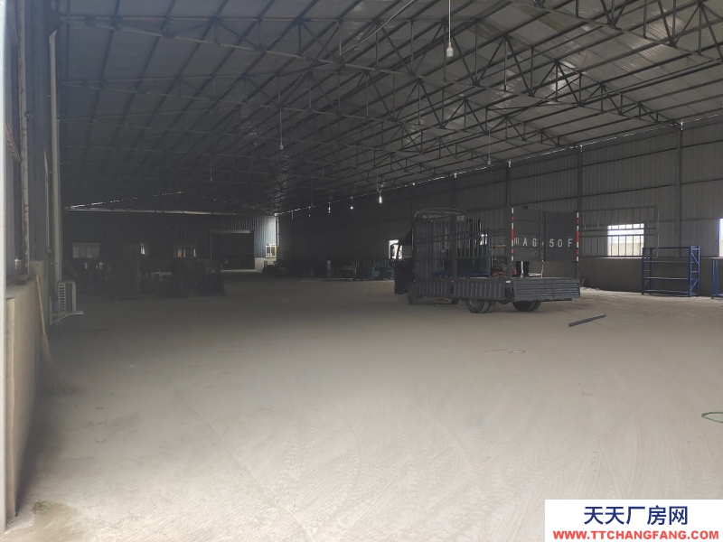 彭州廠房、庫(kù)房出租，價(jià)格便宜