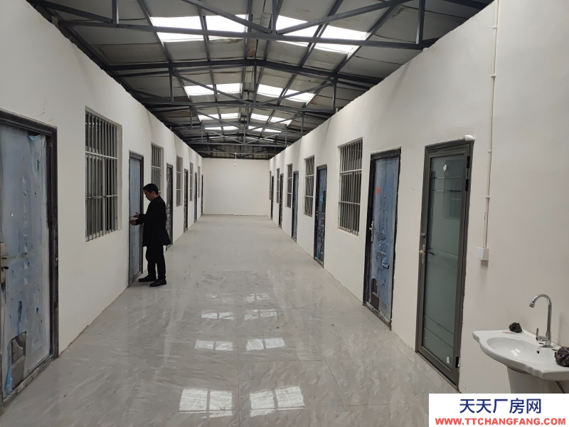 彭州廠房、庫(kù)房出租，價(jià)格便宜