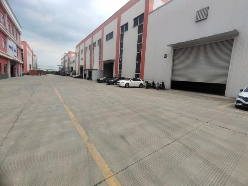 龍泉驛區2500平米廠房出租 靠主路 形象好