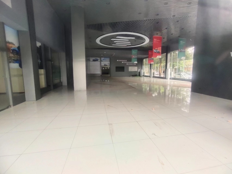 龍泉驛區(qū)汽車(chē)展廳出租