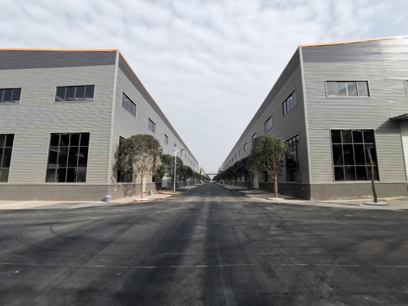 出售1200㎡獨(dú)門獨(dú)戶單層廠房 有產(chǎn)權(quán) 行業(yè)不限