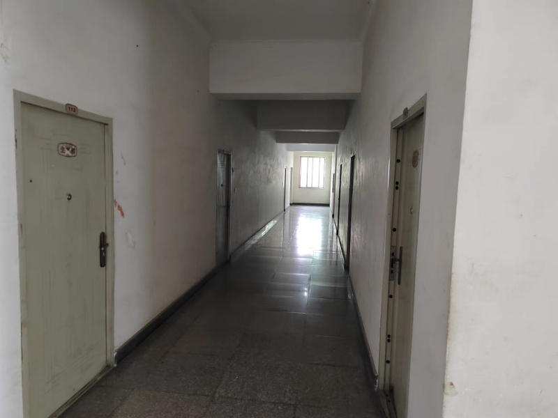 辦公住宿樓，鋼結(jié)構(gòu)廠房出租