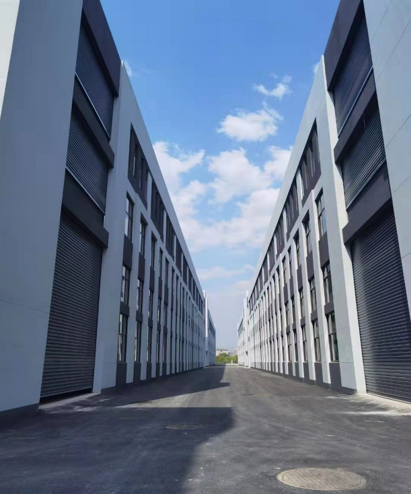 直售濱江邊1000方廠房，總價345萬，即將交付，高速口邊