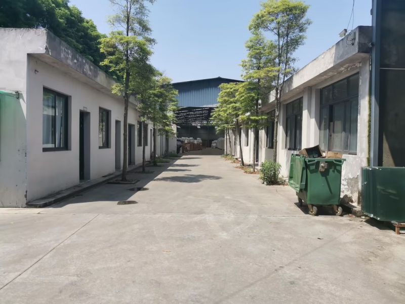 崇州九成新鋼結構庫房出租