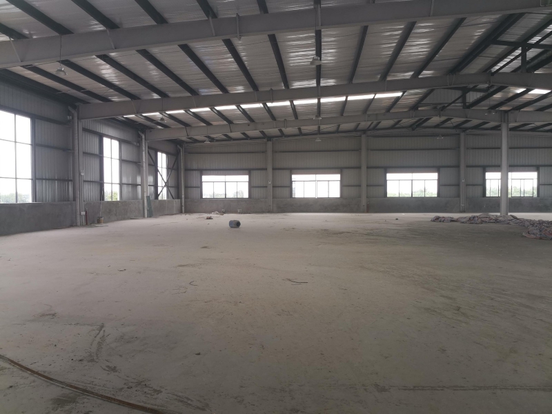 全新鋼結(jié)構(gòu)廠房出租，可做醫(yī)藥生產(chǎn)和食品加工。