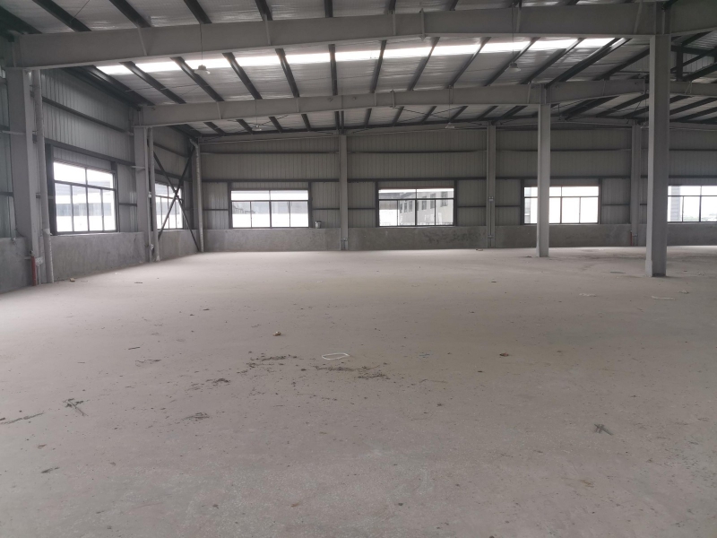 全新鋼結(jié)構(gòu)廠房出租，可做醫(yī)藥生產(chǎn)和食品加工。