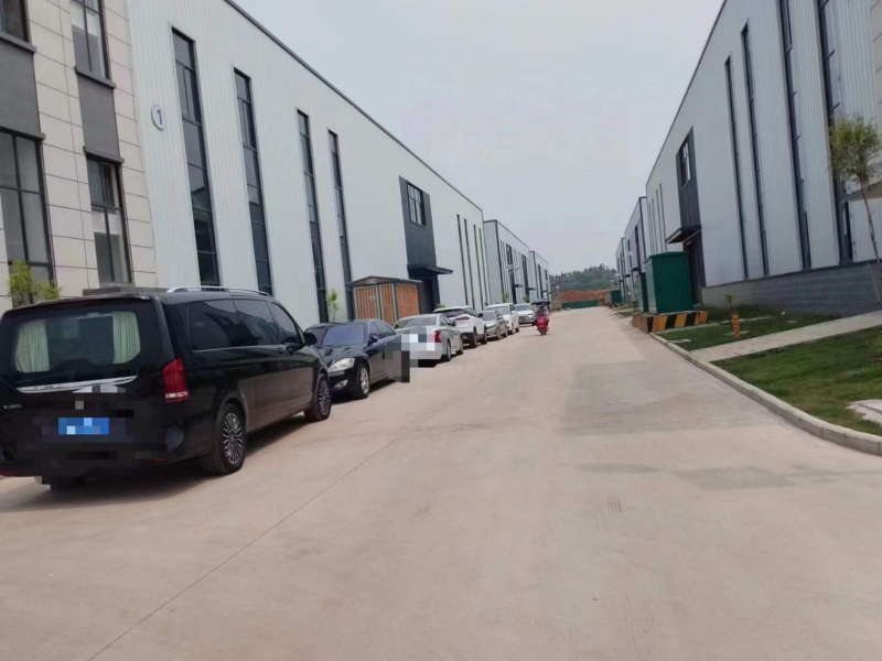 遂寧高速路口工業園區,高標鋼構現廠房,即買即住,證件齊全,優惠多多