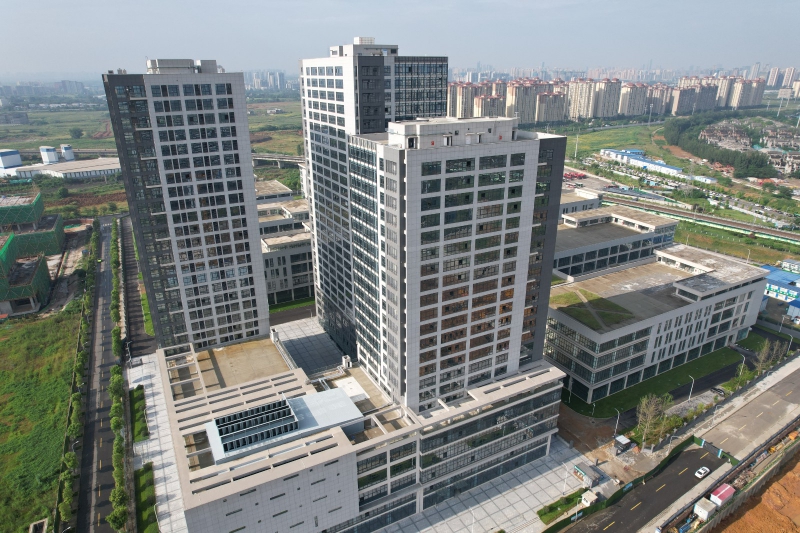 東廣人工智能谷，成華區三環邊龍潭功能區國資標準化廠房出租