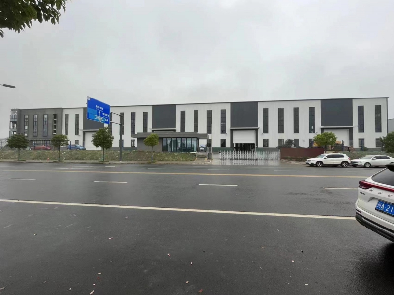 成都龍泉驛區黃土神龍汽車廠（中國二汽）旁，全新廠房出租