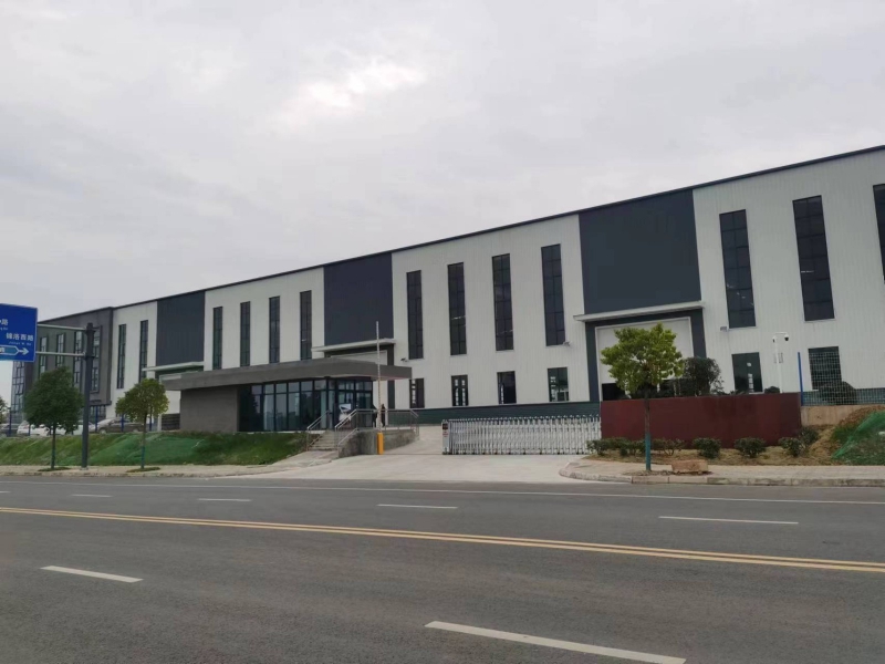 成都龍泉驛區黃土神龍汽車廠（中國二汽）旁，全新廠房出租