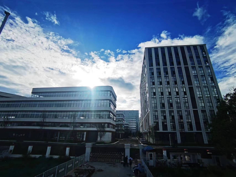 框架結構，獨棟，分成，全新全員，最小622平，最大20000萬平，享受政策優惠