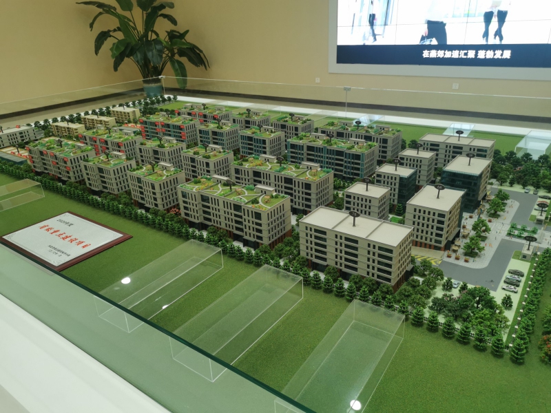 出售三河燕郊隆達產業園研發辦公樓660平