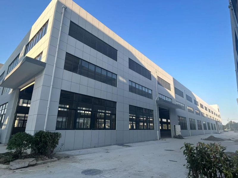 獨(dú)門獨(dú)院廠房出售 交通便捷 超大院子贈送 停車卸貨無憂