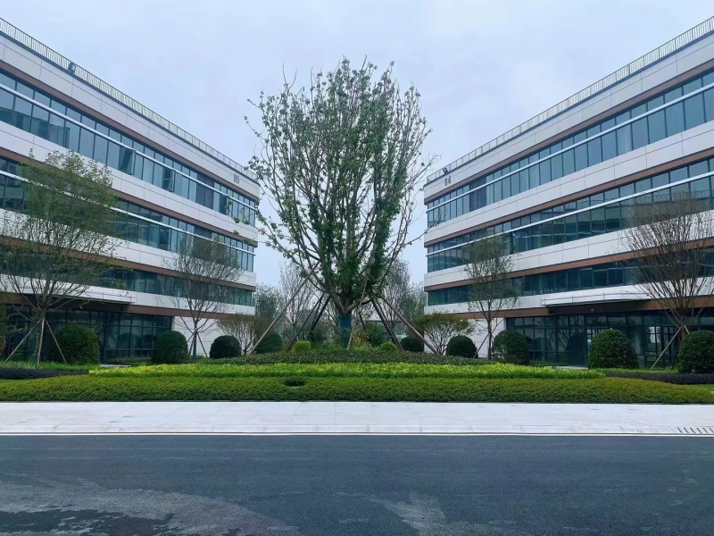 成都高新西區電子產業園辦公、研發、生產一體，高品質成熟配套