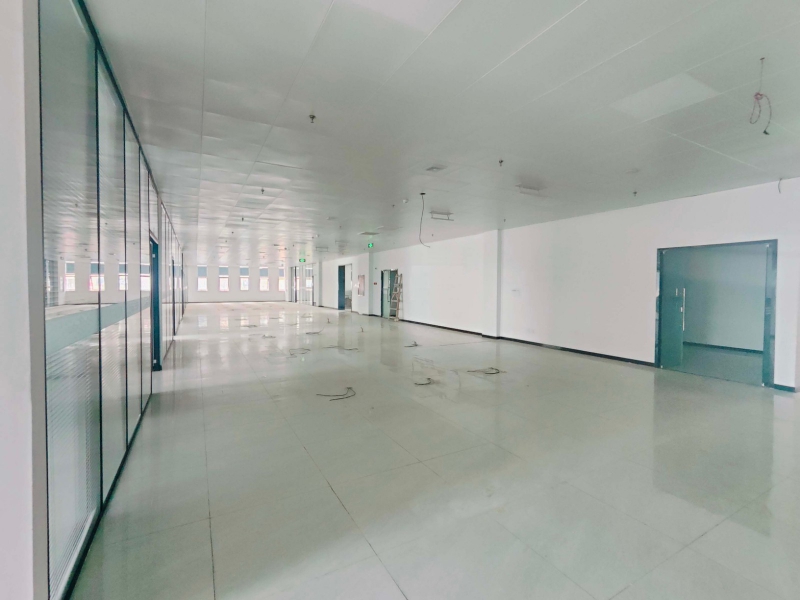 實驗室&組裝車間辦公室