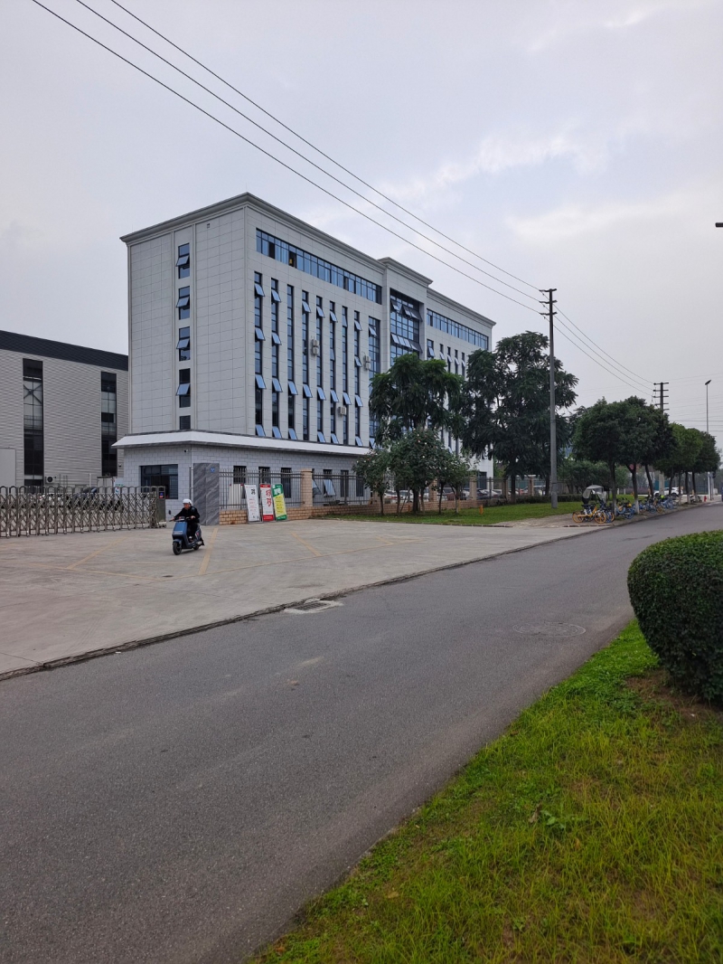 邛崍肉制品廠房出租3700平,全新鋼結構廠房