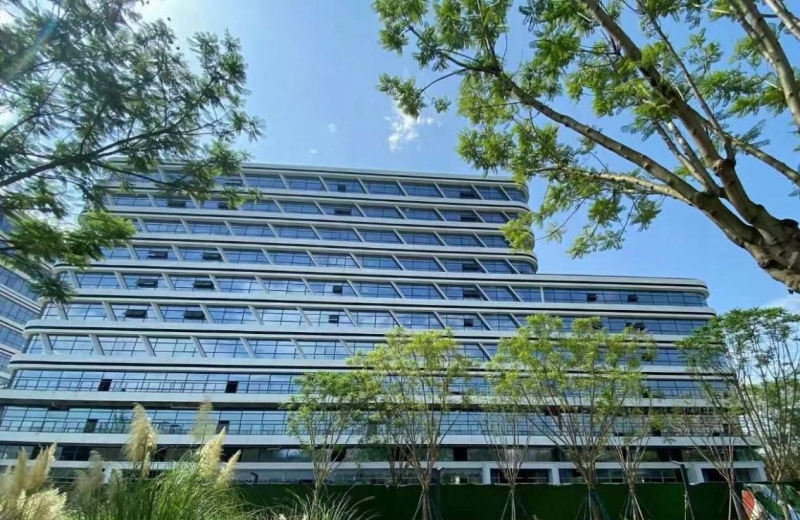 框架結(jié)構(gòu)，最小面積1000平，位置好的新廠房