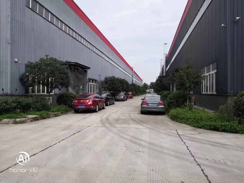 靠近成都東站標(biāo)準(zhǔn)廠房出租，可以分租