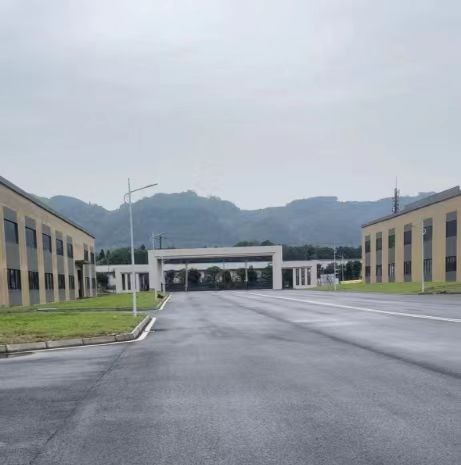 32000平米高標(biāo)準(zhǔn)廠房可分租，配套設(shè)施完善，環(huán)境好