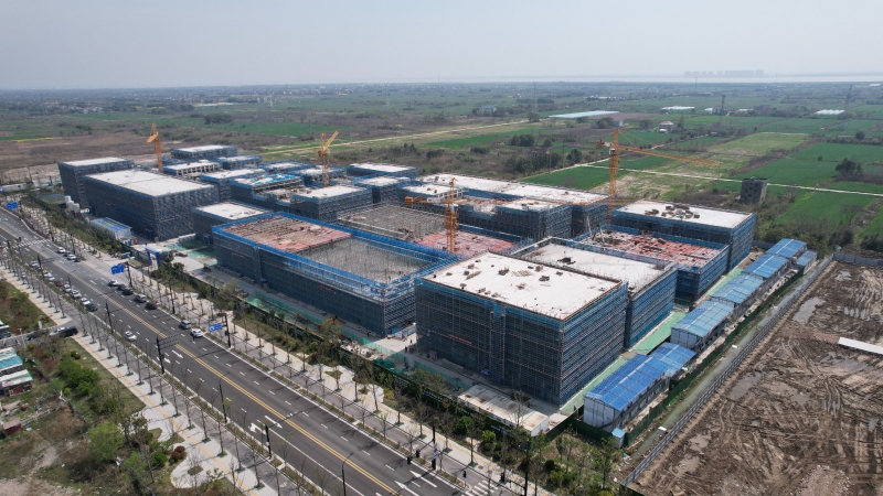 出售廠房，高速口，貨車通行方便，配套齊全，市區產證