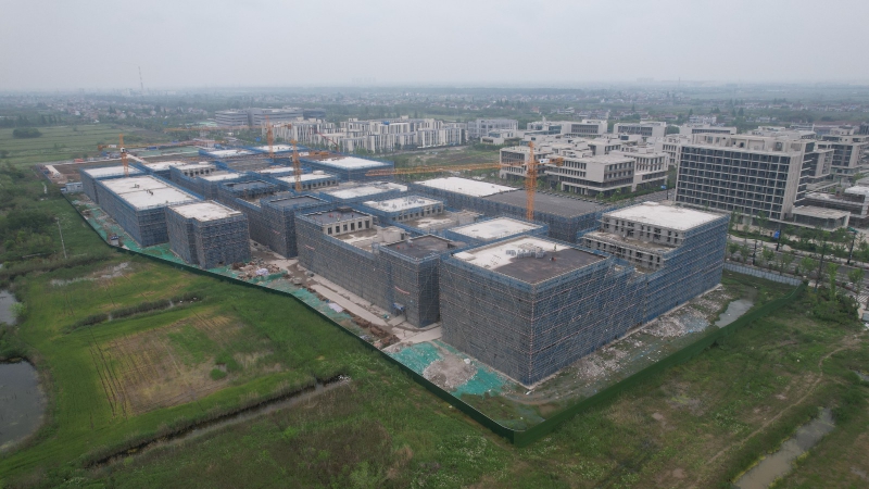 出售廠房，高速口，貨車通行方便，配套齊全，市區產證