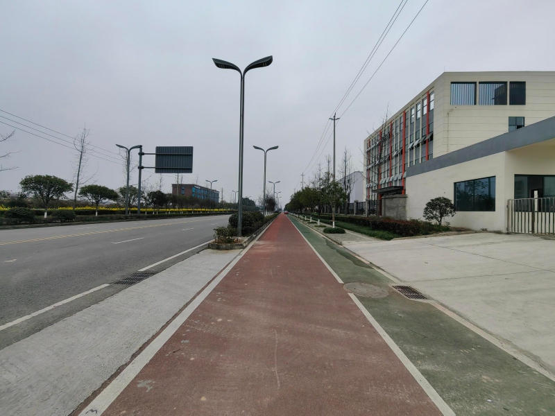 郫縣1900平米淀粉制品生產(chǎn)廠房出租