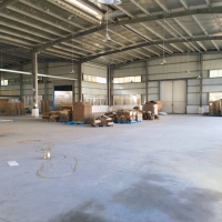 政府園區，國企打造，高架下國道旁廠房出租