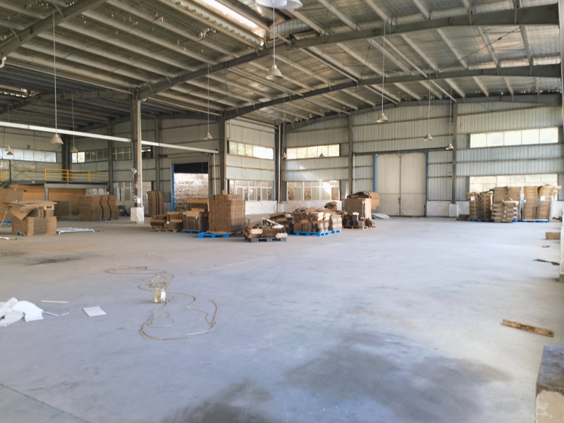 蕭山時代高架下，235國道旁鋼結構廠房出租