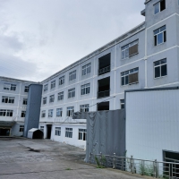 膜材料小鎮(zhèn)框架結(jié)構(gòu)廠房出租