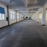 膜材料小鎮(zhèn)框架結(jié)構(gòu)廠房出租