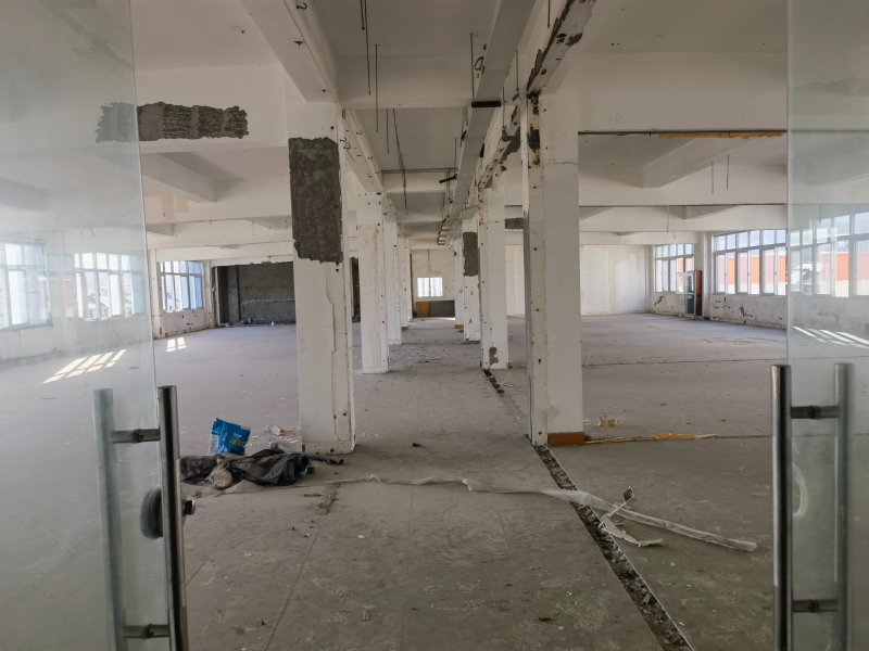 政府載體園區，可環評，面積大小均有，交通方便，生活配套齊全