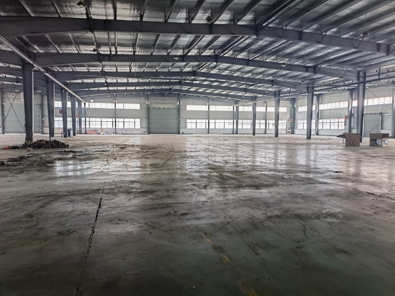 時代高架下23000方鋼結構帶月臺廠房出租