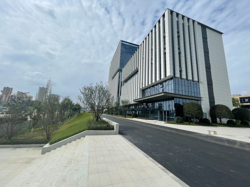 天府生物城稀缺6000平,醫(yī)藥園區(qū)帶蒸汽工業(yè)排污,可環(huán)評生產(chǎn)