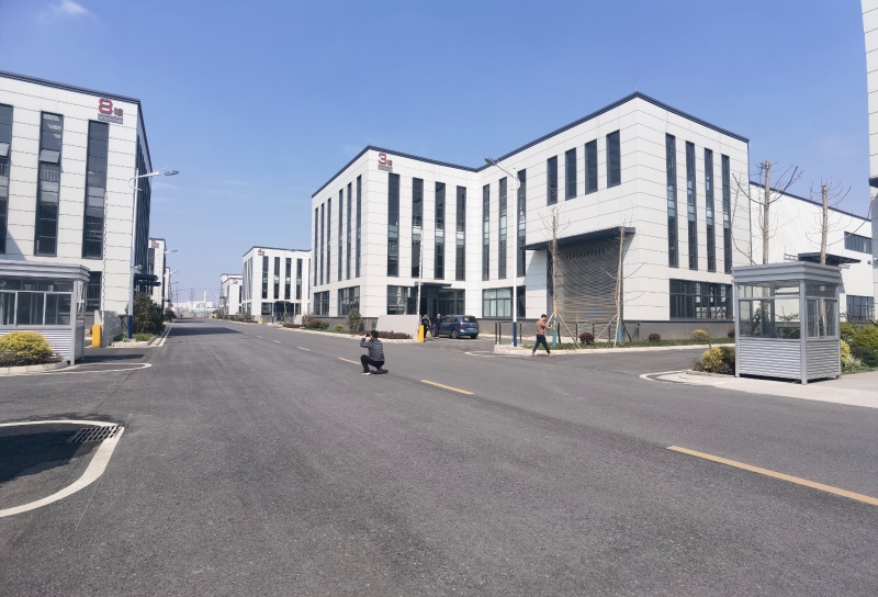 開(kāi)發(fā)商直售 50年產(chǎn)權(quán)可分割鋼結(jié)構(gòu)現(xiàn)房廠房 單價(jià)3600元