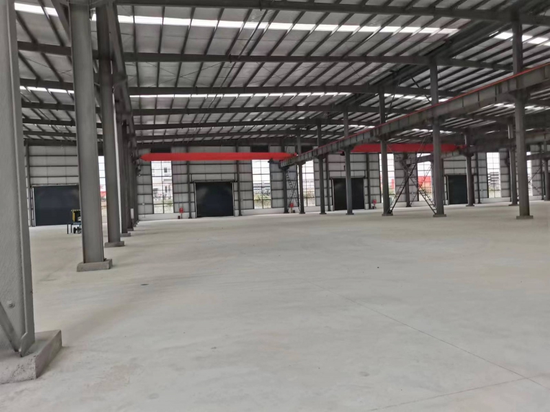 成都全新帶行車鋼結(jié)構(gòu)廠房，面積2000平米起租