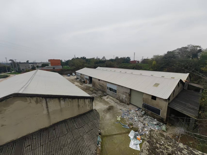 1300平方米廠房或庫房+辦公樓出租