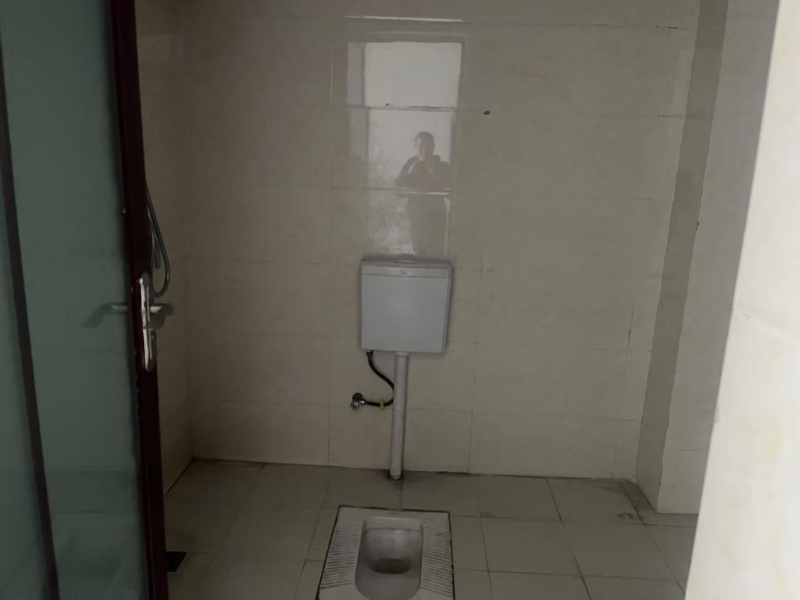 龍泉經開區130間宿舍精裝修配套齊全拎包入住