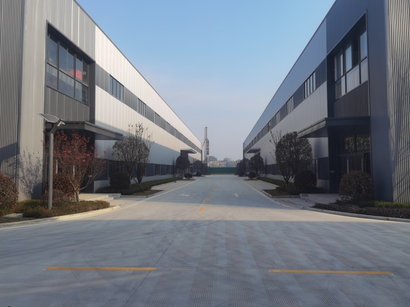 德陽經開區二重隔壁14米層高單層鋼結構廠房出售