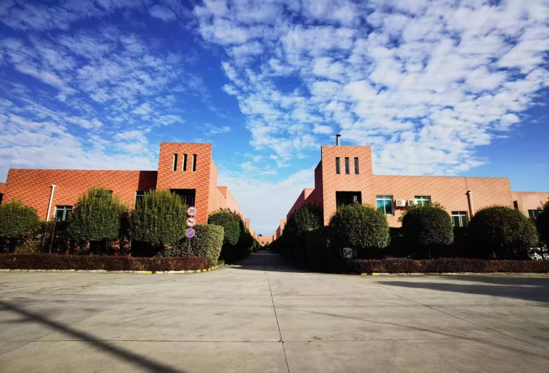 華銀工業港位于成都海峽兩岸科技開發園西部