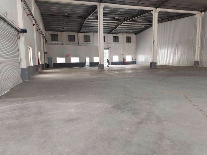 房東直租:嘉定外岡,證件齊全 超大空地 層高9米 大車好進出 戶型方正