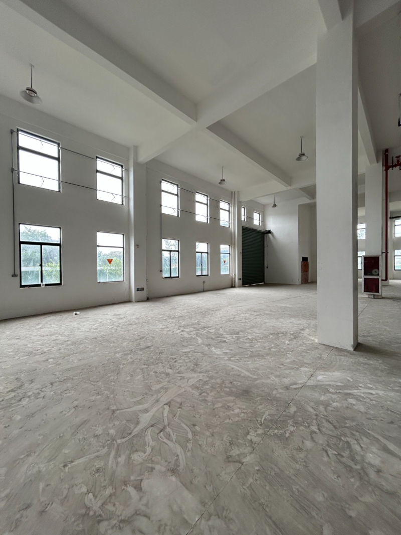 湖州優(yōu)質(zhì)工業(yè)廠房招租——2000㎡雙層半+露臺/貨梯