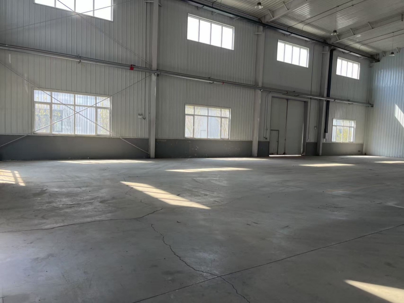 出租園區標準廠房，交通便利，環境優美，可辦公，可代辦手續