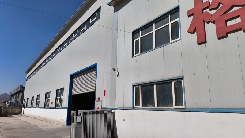 北京西張家口懷來1200和1100平米高頂廠庫房出租